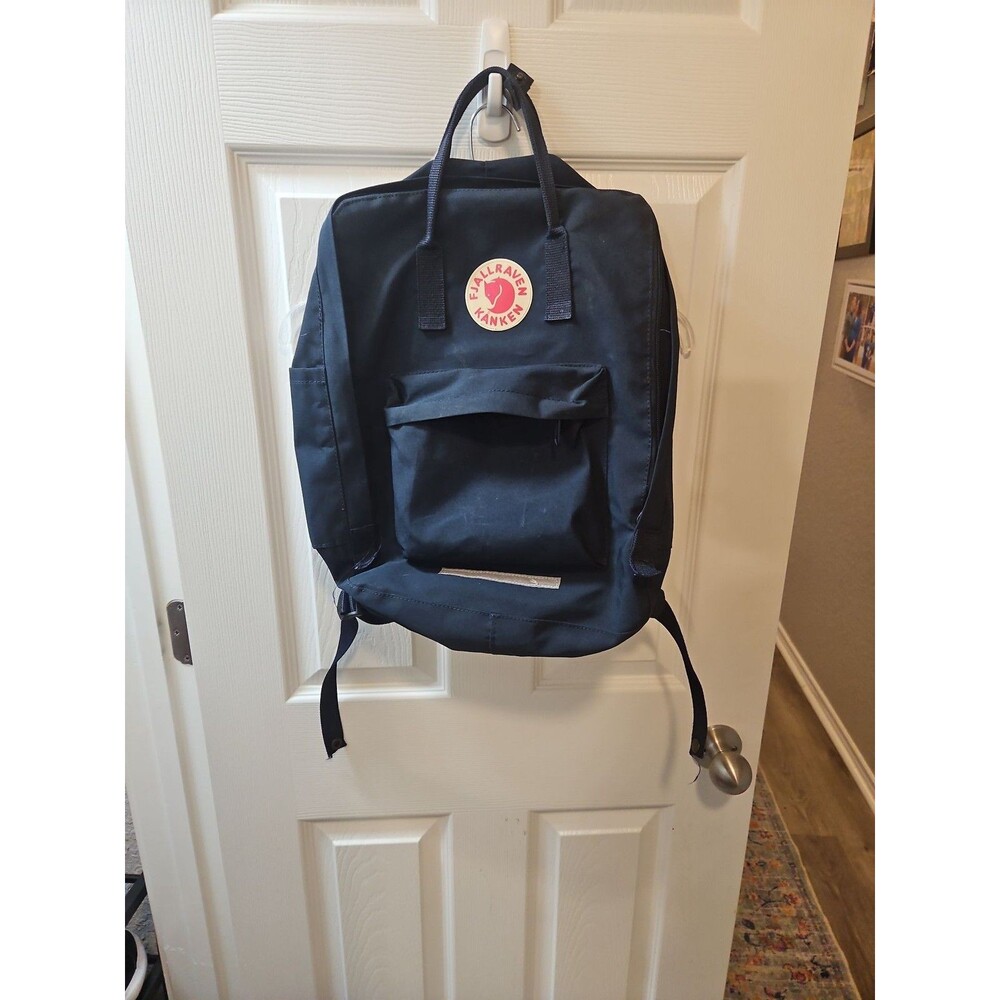 Fjallraven Kanken Classic Backpack Navy Blue